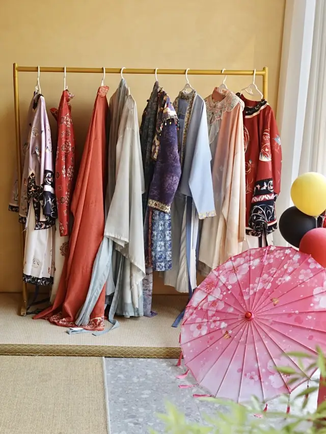 Wuyuan Fairy Homestay, Open the Window to a Screen Full of Spring!