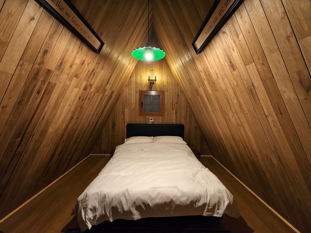 同室友喺青海嘅水上雅丹住咗人生木屋