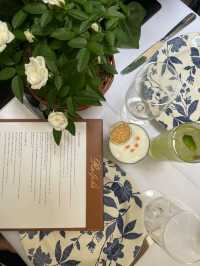 Magical restaurant in Paris