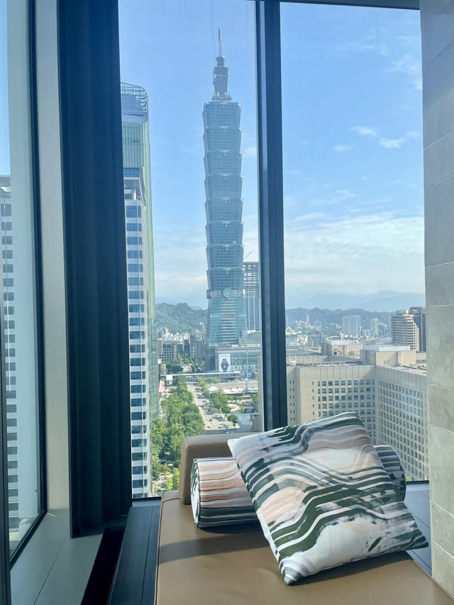 潮流前衛中的舒適驛站 — 台北W飯店