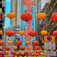 🌃廟街夜拍如電影！燈籠海下食勻港味與東南亞風味