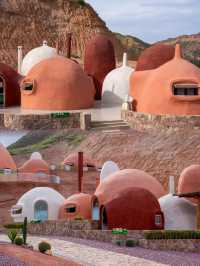 蘭州新晉景點水墨丹霞裡的童話世界|誤入天線寶寶老家!