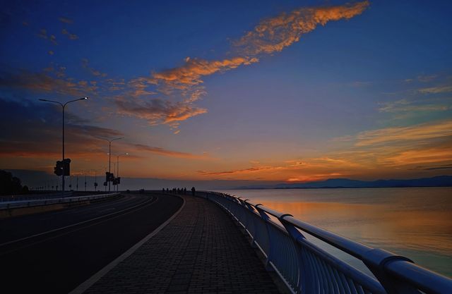 昆明環湖新南路日出 | 美到心醉
