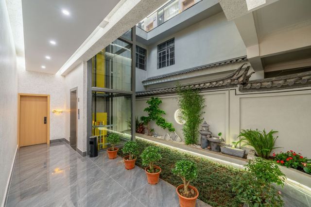 古城畔的花坞智宿,屿見麗江詩意 古城畔的花坞智宿,屿見麗江詩意