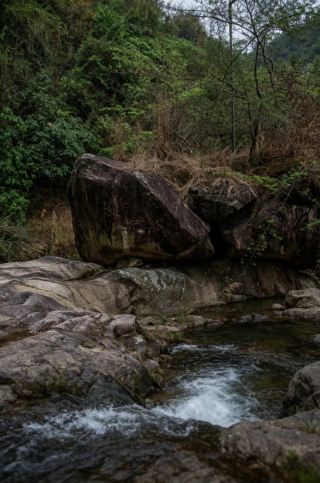 Shanwei’s hidden paradise! The stunning waterfall secret deep in Lotus Mountain