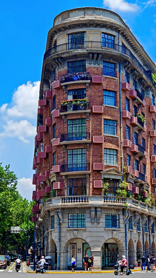 Shanghai | a day crossing vintage and modern