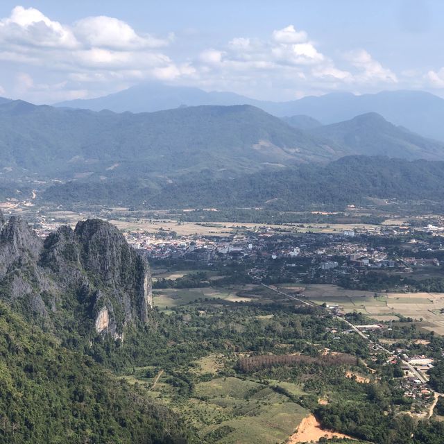 the best viewpoint in Vang Vieng 