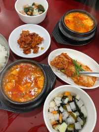 【韓国グルメ】安くて美味しいスンドゥブチゲのお店🌶