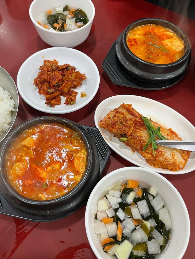 【韓国グルメ】安くて美味しいスンドゥブチゲのお店🌶