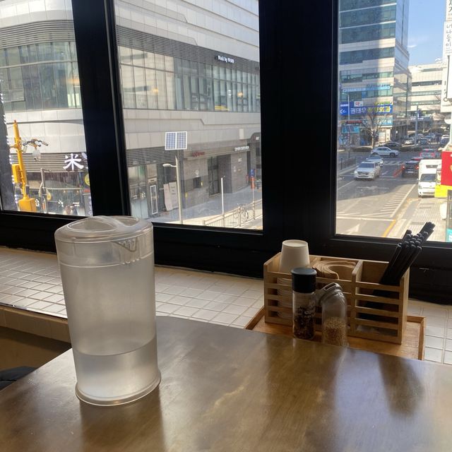 돈코츠라멘이 맛있는 범계 일식당, 우마이식당