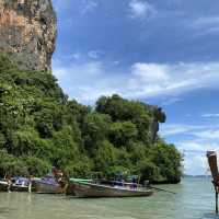 รีวิวการนั่งเรือหางยาวจากอ่าวนางไปหาดไร่เลย์ 🌊🚤