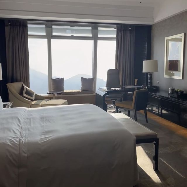 Staycation 香港麗思酒店的維港絕景brunch