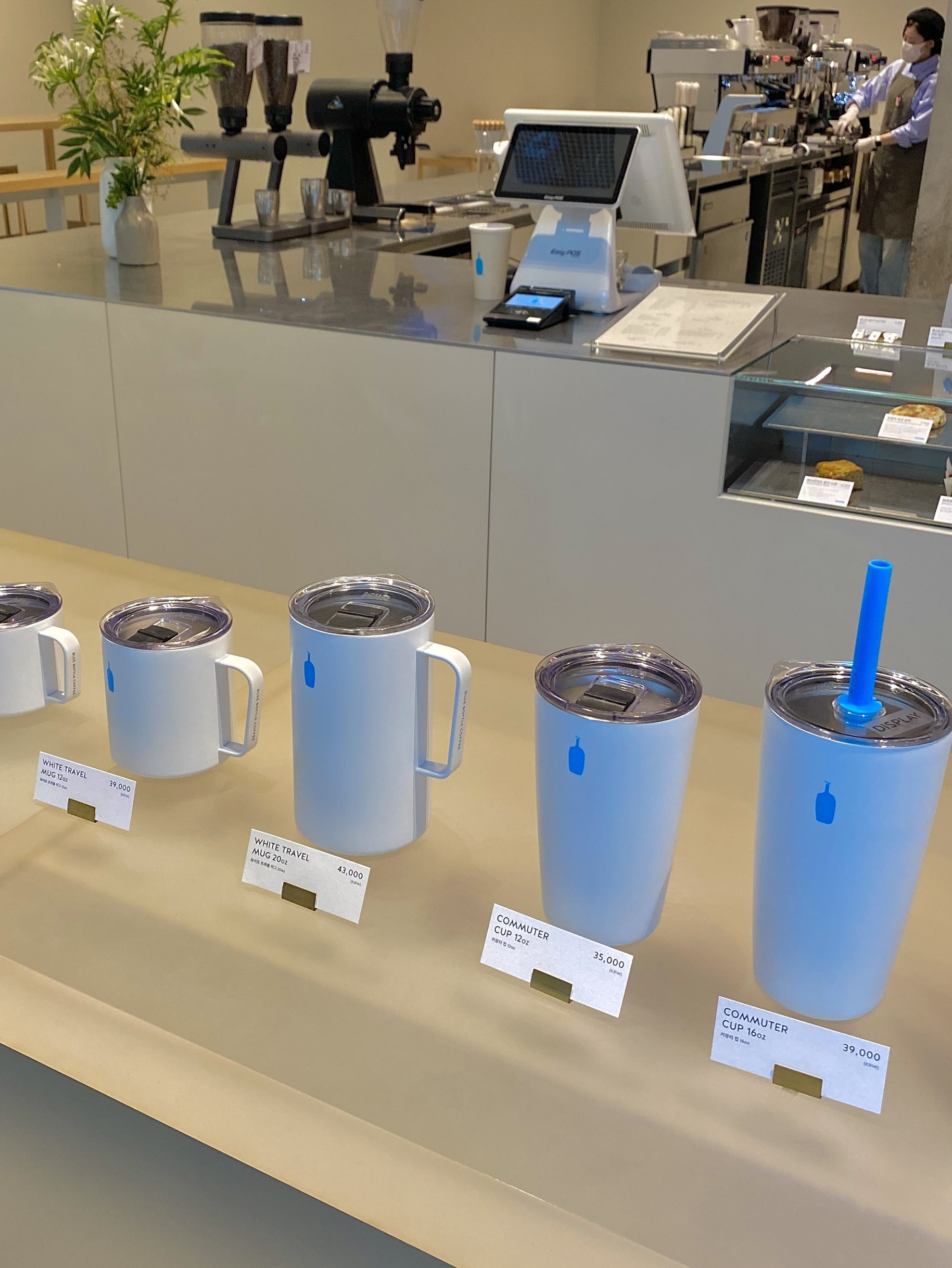 Blue Bottle Gwanghwamun, a hot spot cafe with delicious ice cream lattes |  Trip.com Jongno-gu