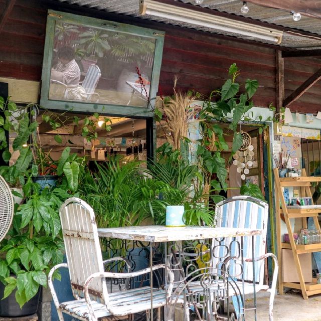 คาเฟ่ที่เป็นเหมือนบ้านและคนในครอบครับ :)