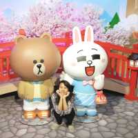 大人小孩都喜歡的歡樂line friends展😊