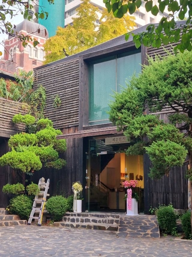 인사동의 숨겨진 한옥 갤러리