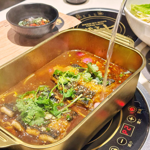 別具🤩風味嘅🔥烤鰻火鍋🍲放題