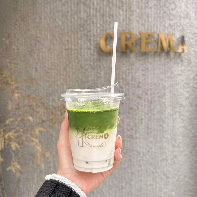 Crema cafe and books