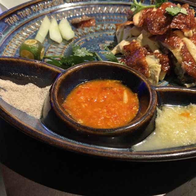 米芝蓮推薦的新加坡海南雞飯