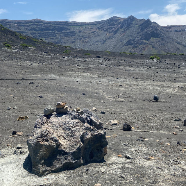 日本🇯🇵 ｜ 擁有世界上最大規模熔岩 - 阿蘇破火山口 🌋