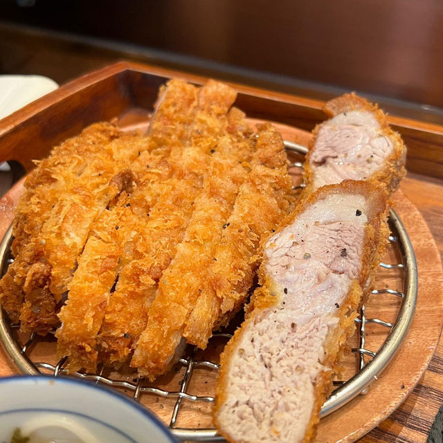 人氣韓國芝士炸豬扒店KY Katsu︳進駐中環！必試招牌瀑布芝士流心吉列豬扒