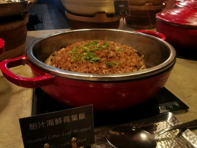 平日放假梗係要黎<Mr. Steak Buffet a la minute>嘆返個海景lunch buffet啦