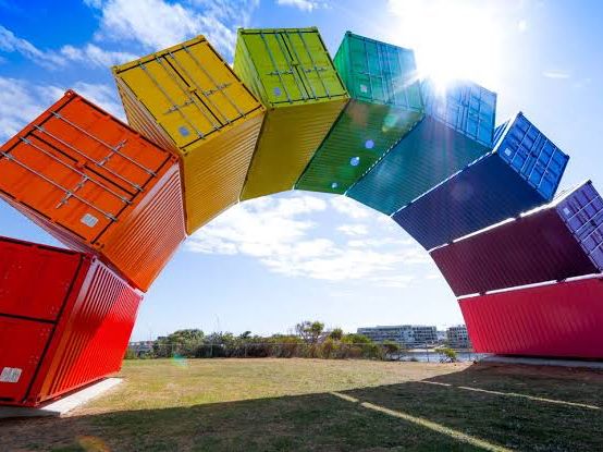 珀斯景點 🌈 Rainbow Sea Container 👣 Fremantle街頭藝術品 🫧 打卡必到的彩虹貨櫃