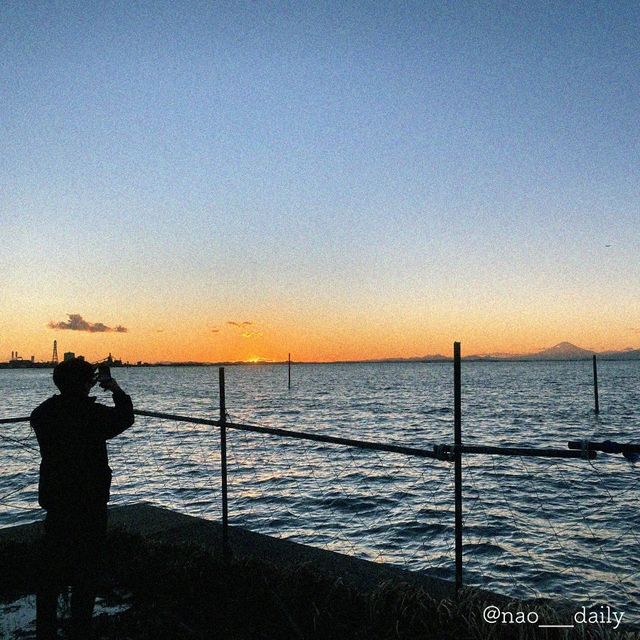 【夕日×海×富士山🗻千葉のウユニ塩湖】