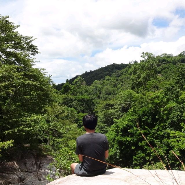 อุทยานแห่งชาติน้ำตกห้วยยาง 