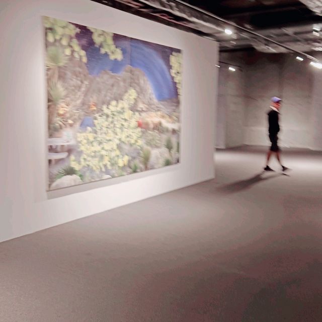 當代頂尖國際藝術家聯展，展期直到 17.Sep. ！ 勿錯過了 ！