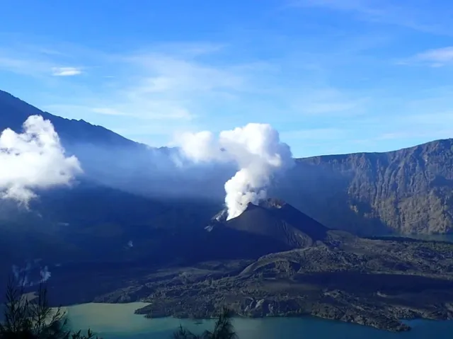 Explore Rinjani National Park