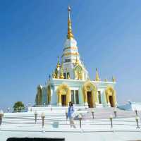 วัดแสนสุข บางแสน