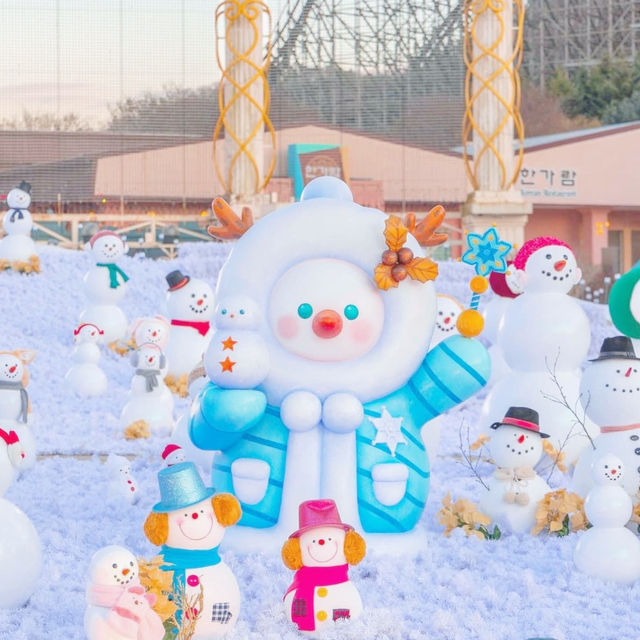 Day-time Christmas 🎄 decor @Everland Seoul 🇰🇷