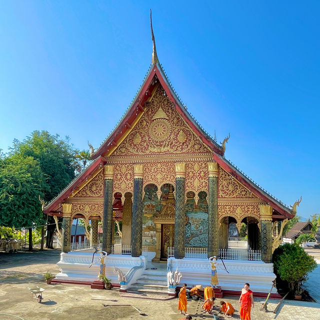 Wat Mahathat: Timeless Tranquility Unveiled