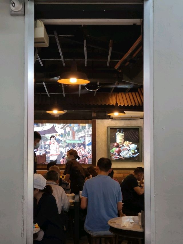 【シンガポール】観光後にミシュラン店でランチはいかが？