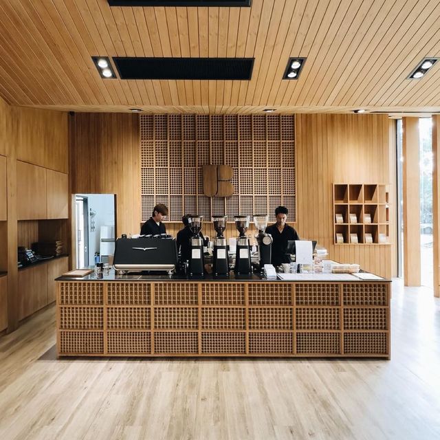 「大自然中的咖啡香，Blue Coffee絕對是你不容錯過的好去處」