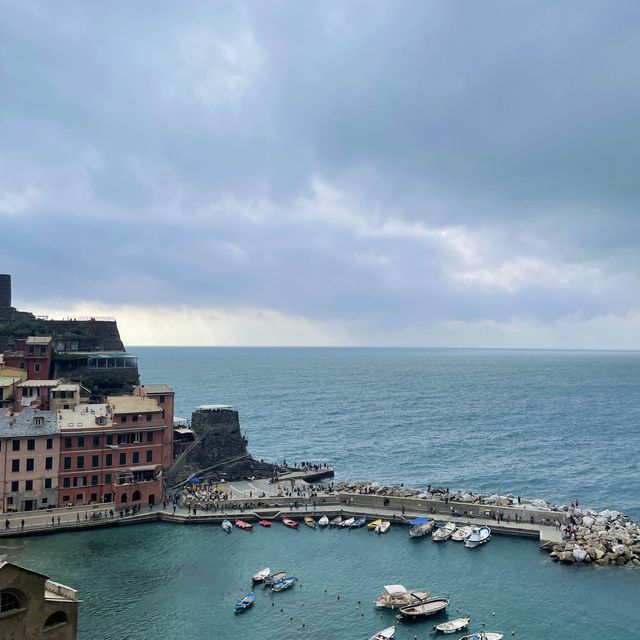 Enchanting the Beauty of Vernazza