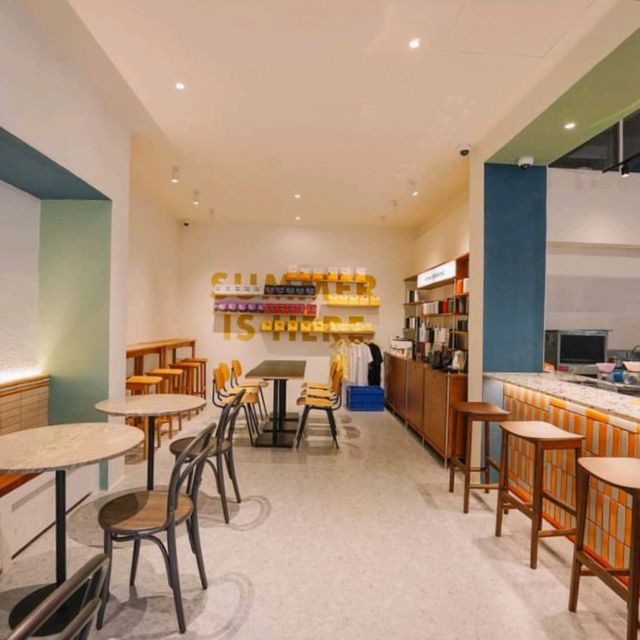 คาเฟ่เปิดใหม่ The Summer Coffee Talat Noi