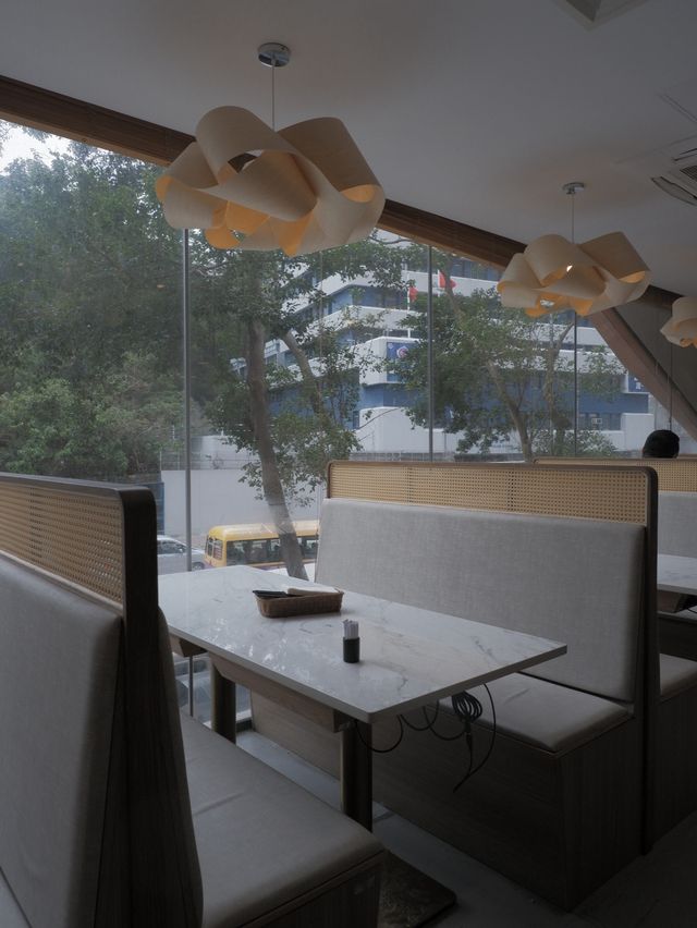 愉景新城火鍋店，午市套餐價格優惠