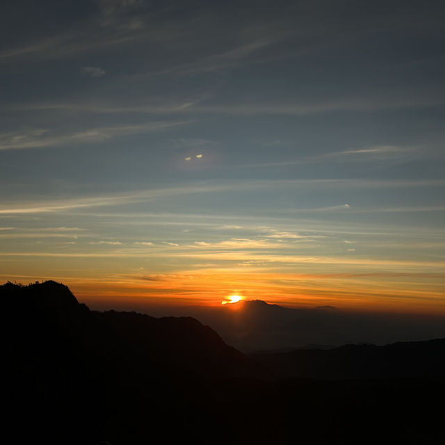  An amazing sunrise in this gem of Java!