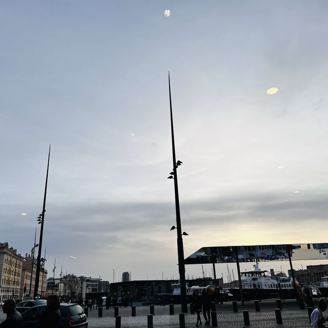 Marseille's Coastal Canvas