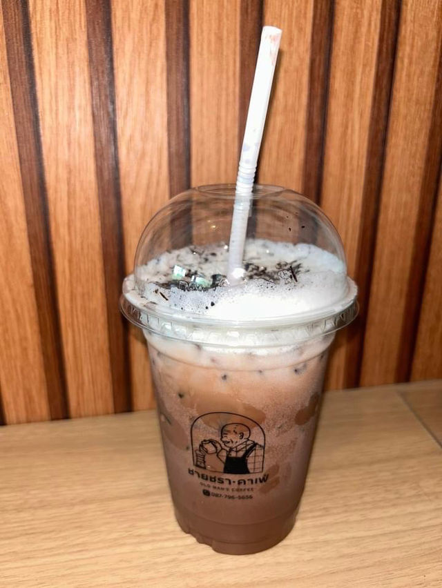 📍: ชายชรา คาเฟ่ - Old Man’s Cafe 🍴🥤