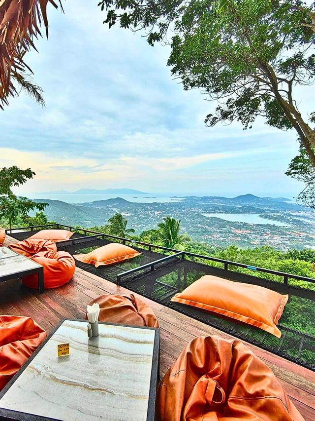 The Roof Samui อาหารหลักร้อยวิวหลักล้าน 