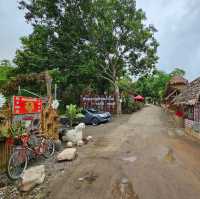 ตลาดห้วยน้ำใส