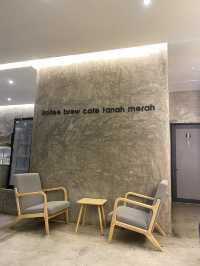 Meet this gorgeous cafe!