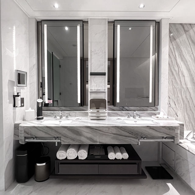 Sofitel Singapore City Centre - One Bedroom Suite 