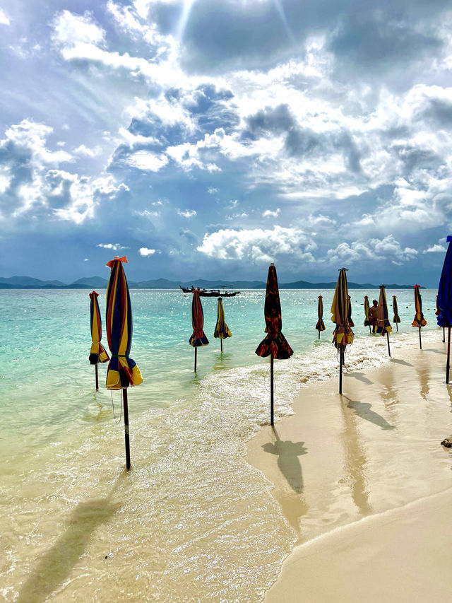 A Gorgeous & Tiny Island Near Phuket 🏖️🇹🇭