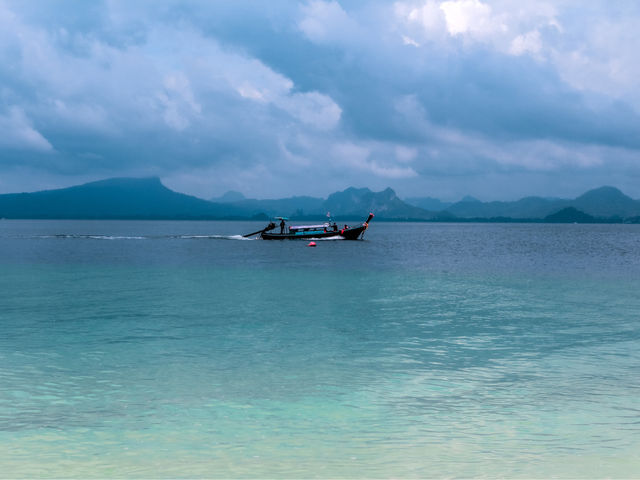 รีวิว เกาะปอดะ: เกาะสวรรค์แห่งกระบี่ 🏝️
