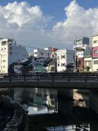 FUKUOKA STREET VIBES 🤎☘️ .