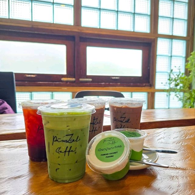PixZel caffe' คาเฟ่สไตล์วินเทจ นครศรีธรรมราช